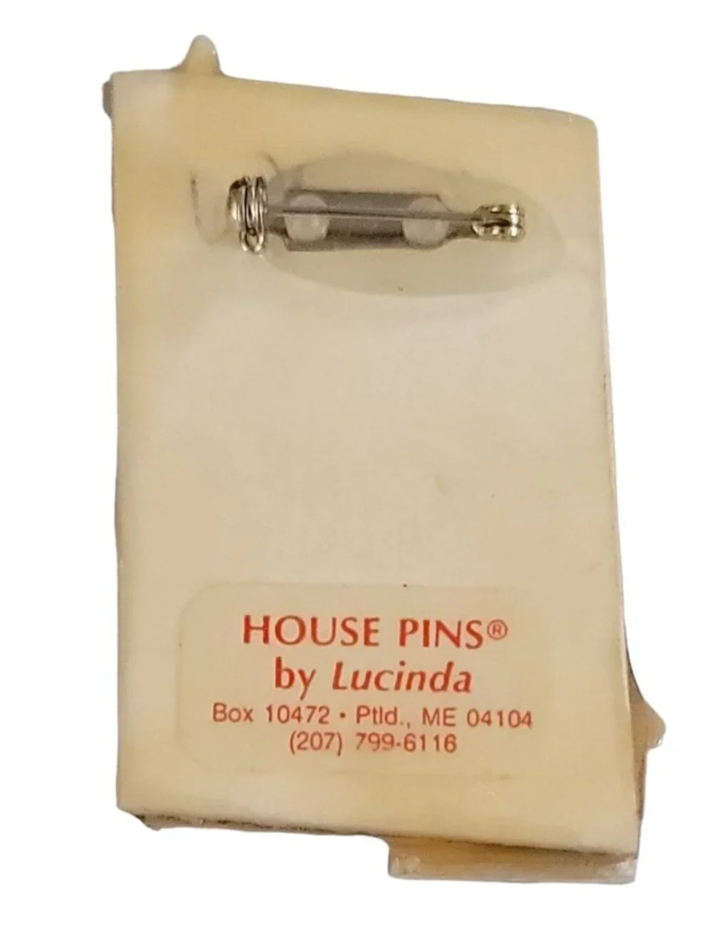 Lucinda Tan House Pin K512